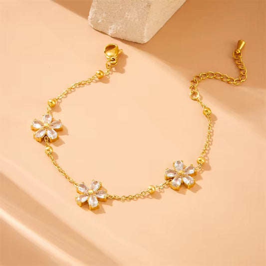 Clover Bloom Charm Bracelet