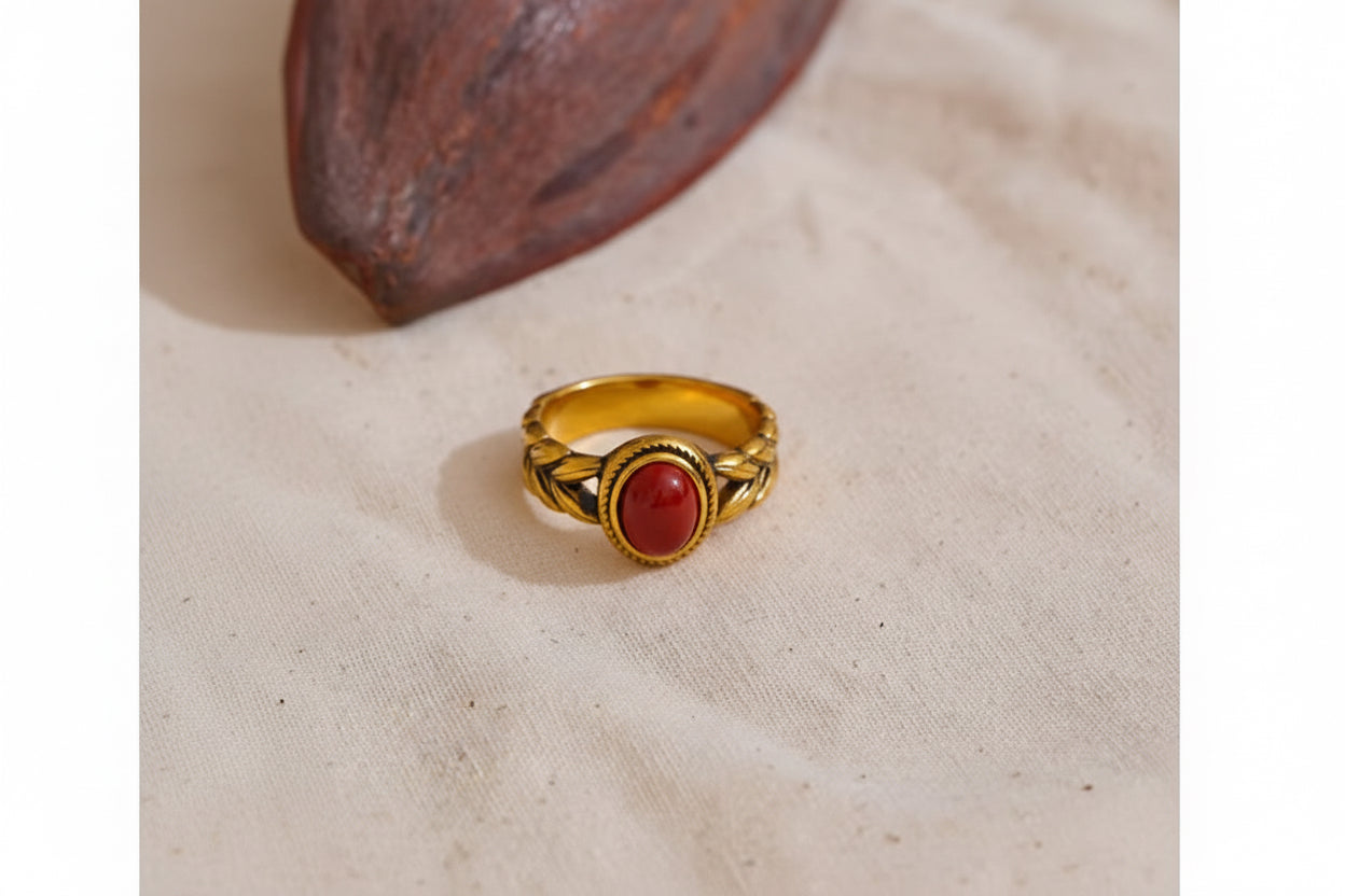 Vintage Red Stone Gold Ring