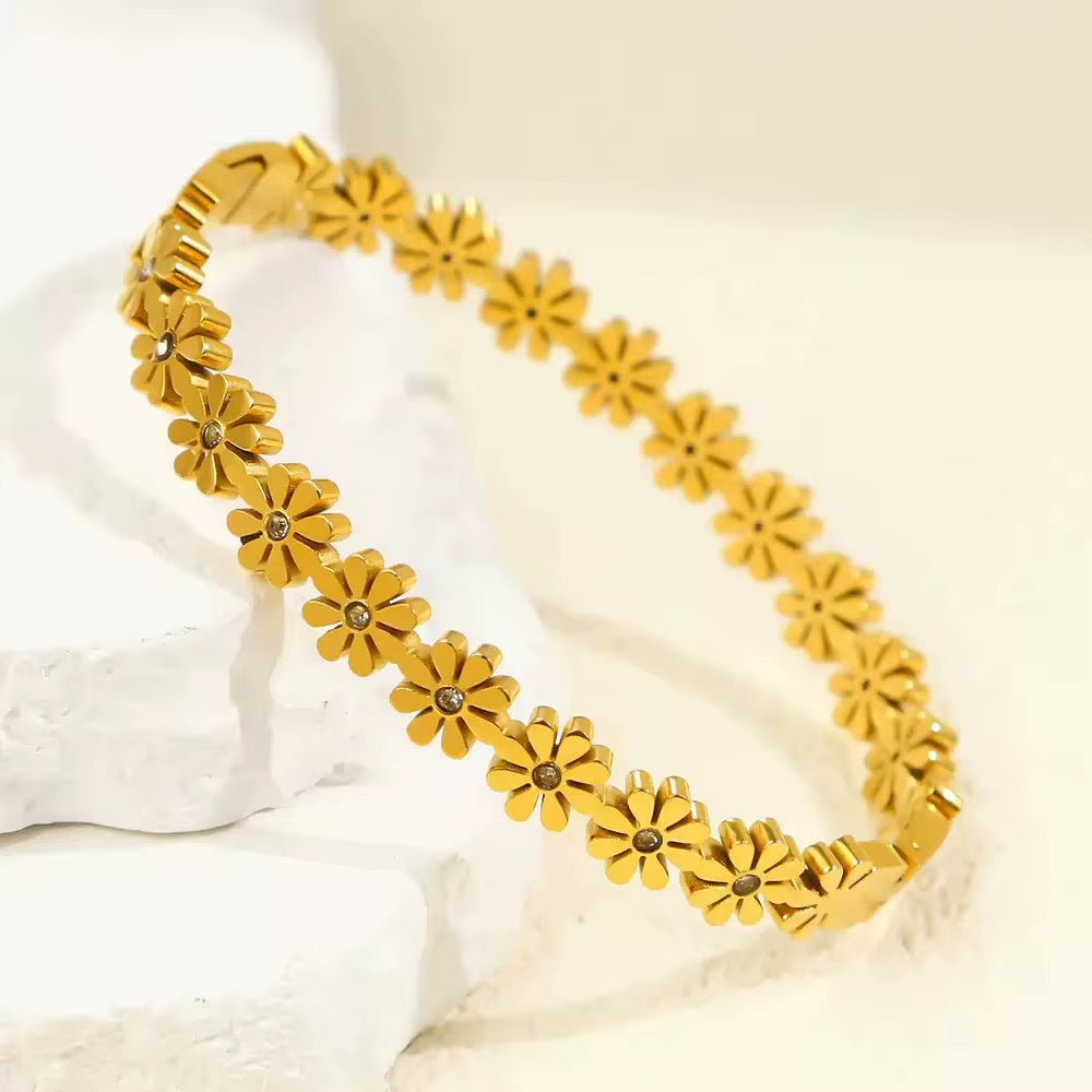Gold Daisy Flower Bracelet