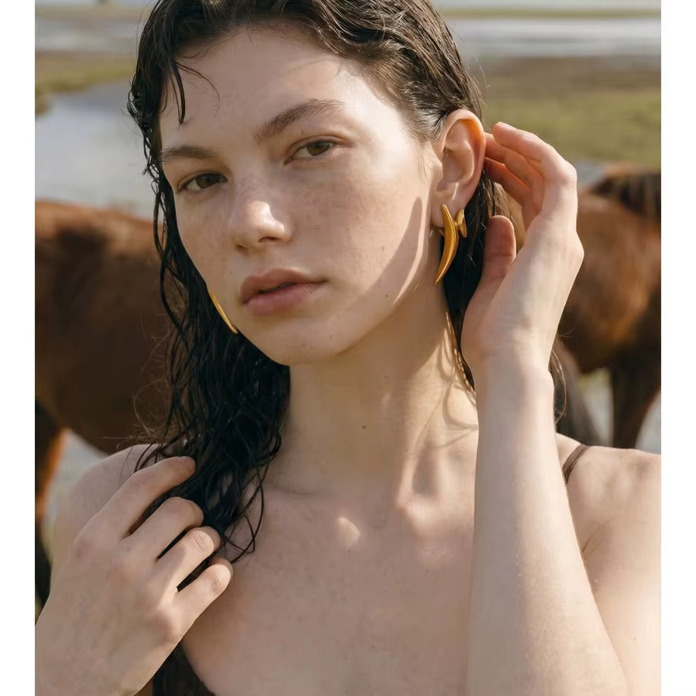 Sculpted Elegance Gold Stud Earrings