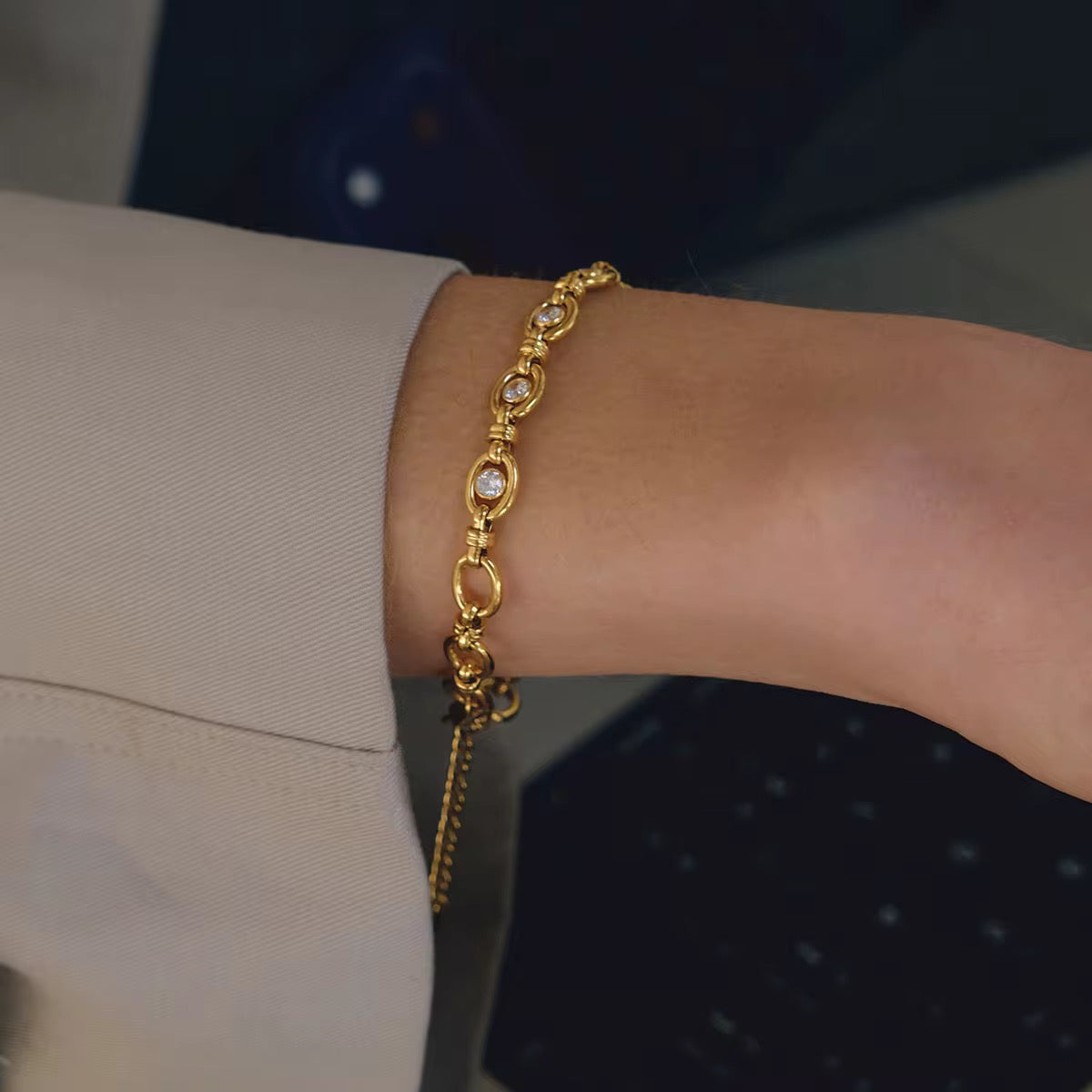 Gold Heart Link Bracelet โ CZ Crystal Stainless Steel