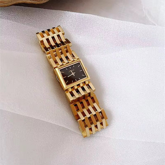 Noir Luxe Gold Watch
