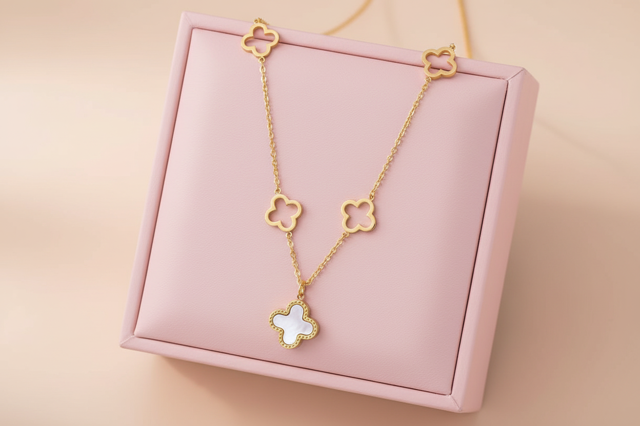 Mother of Pearl Flower Necklace