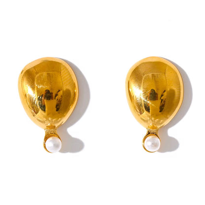 ✨ Golden Heart Pearl Stud Earrings