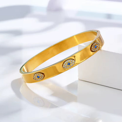 Pave Disc Accent Bangle