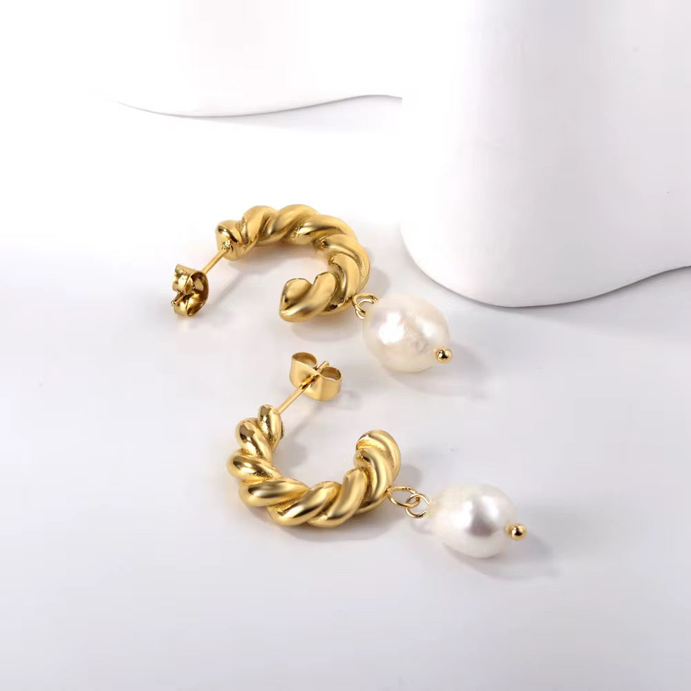Twisted Pearl C-Hoop Earrings