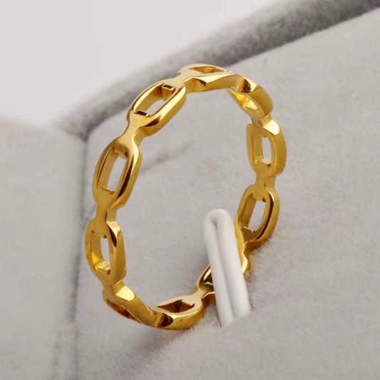 Gold Chain Link Ring – 18K Gold Plated Stainless Steel