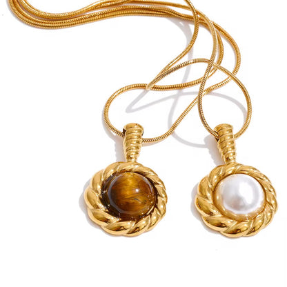 Solara Vintage Pendant Necklace