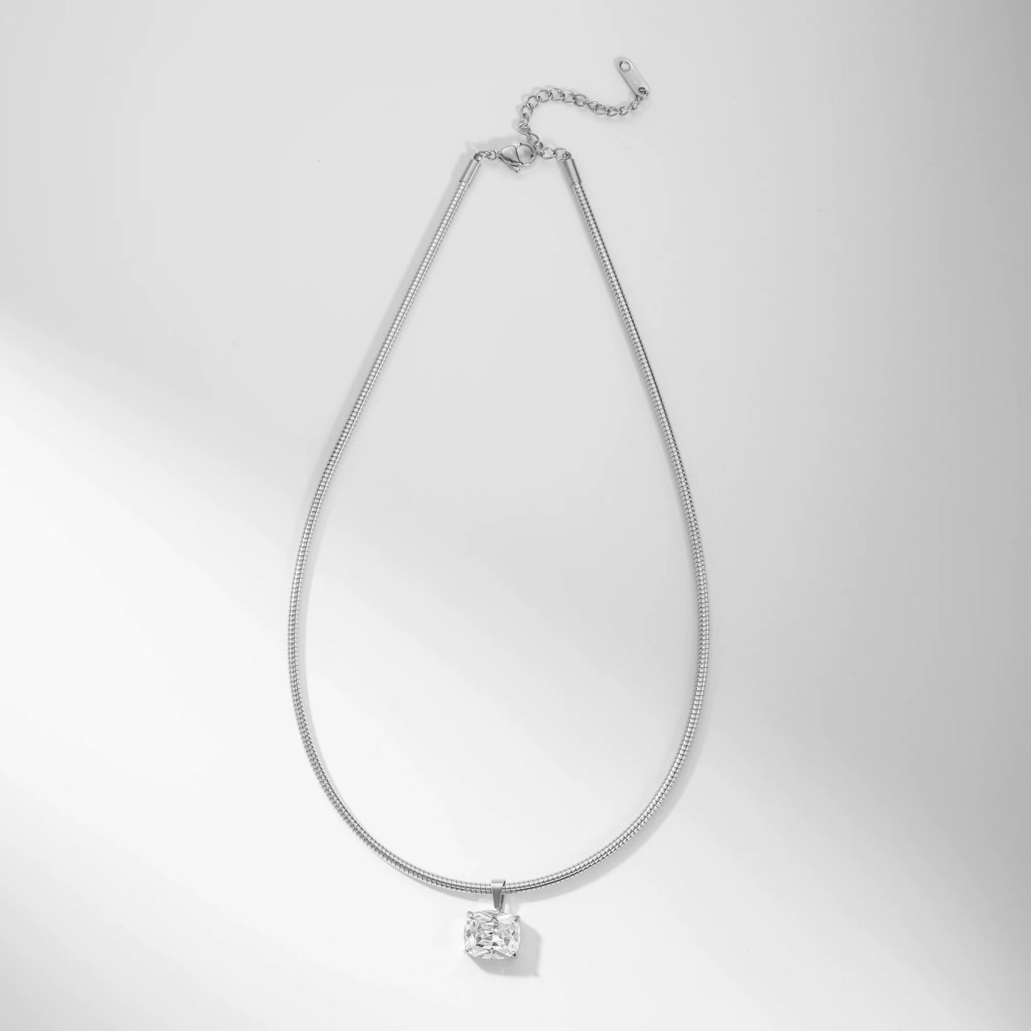 Minimal Crystal Pendant Necklace