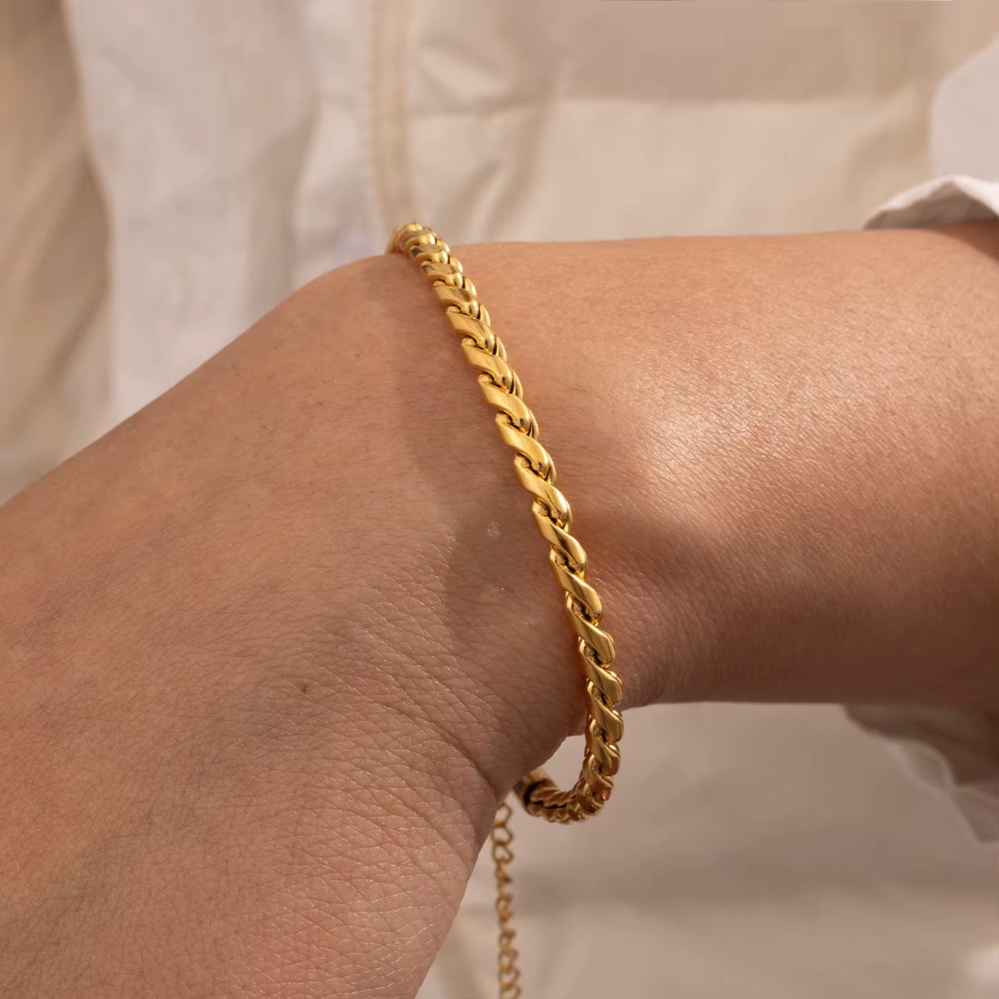 Twisted Rope Chain Bracelet