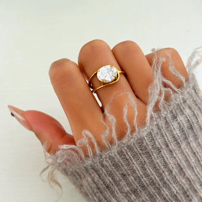 Luna Solitaire Ring