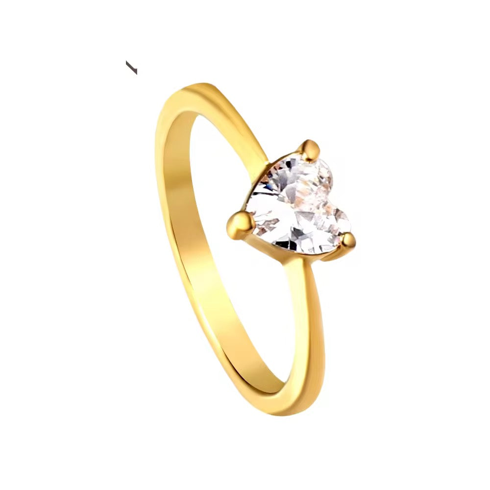 Classic Heart Zircon Ring