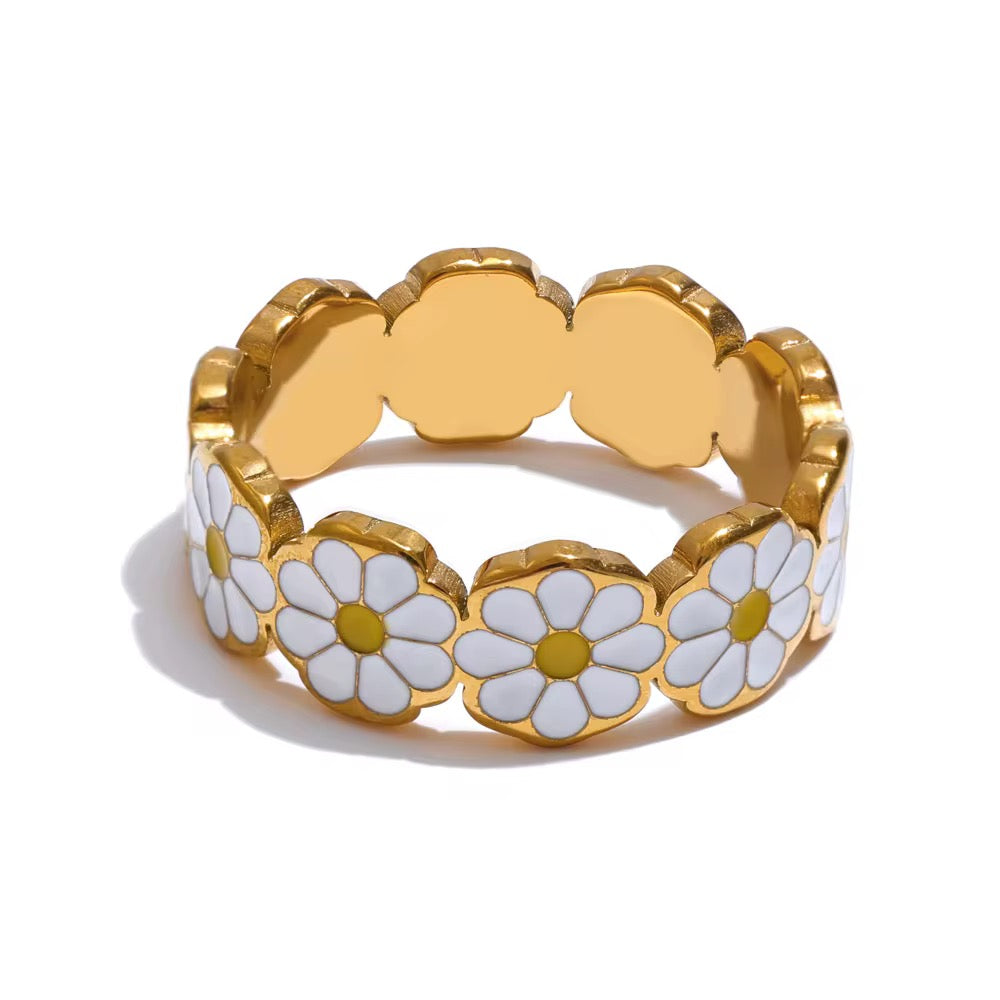 Daisy Bloom Statement Ring
