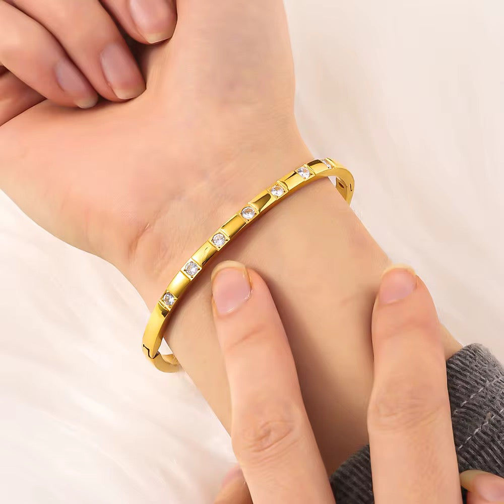 Crystal Bar Bangle