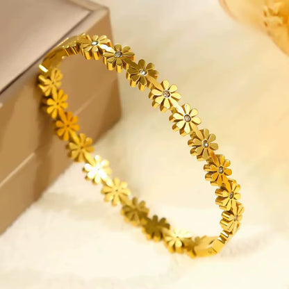 Gold Daisy Flower Bracelet