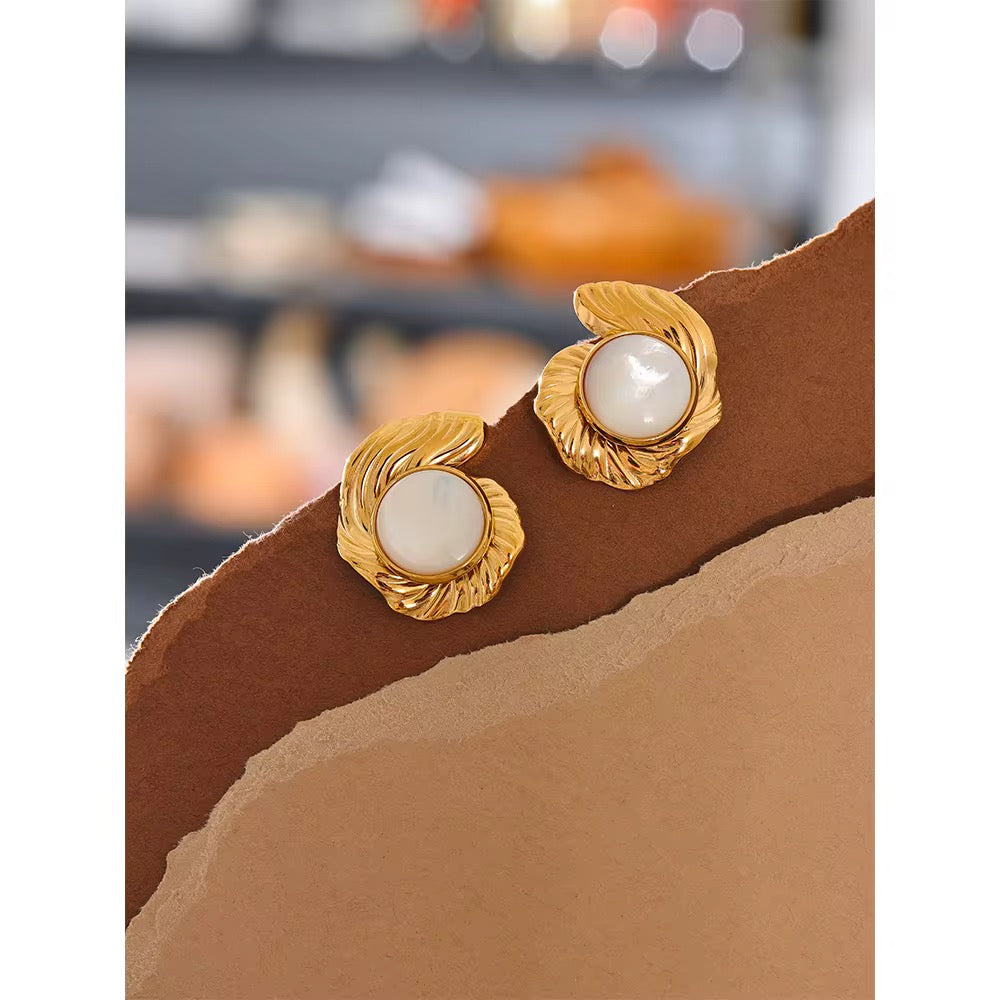 Ocean Pearl Shell Earrings
