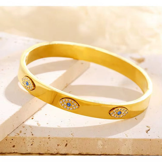 Pave Disc Accent Bangle