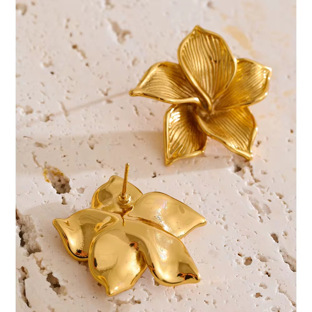 Gold Floral Sculpted Stud Earrings