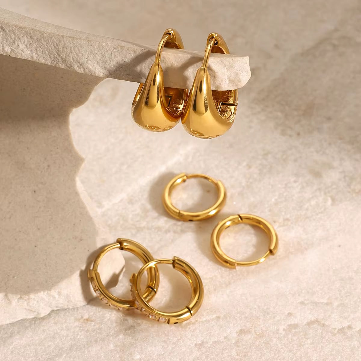 Ella Mini Hoop Earring Set