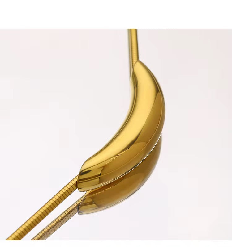 Sculpted Curve Necklace