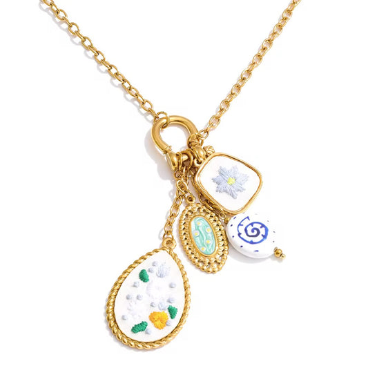 Vintage Charm Pendant Necklace
