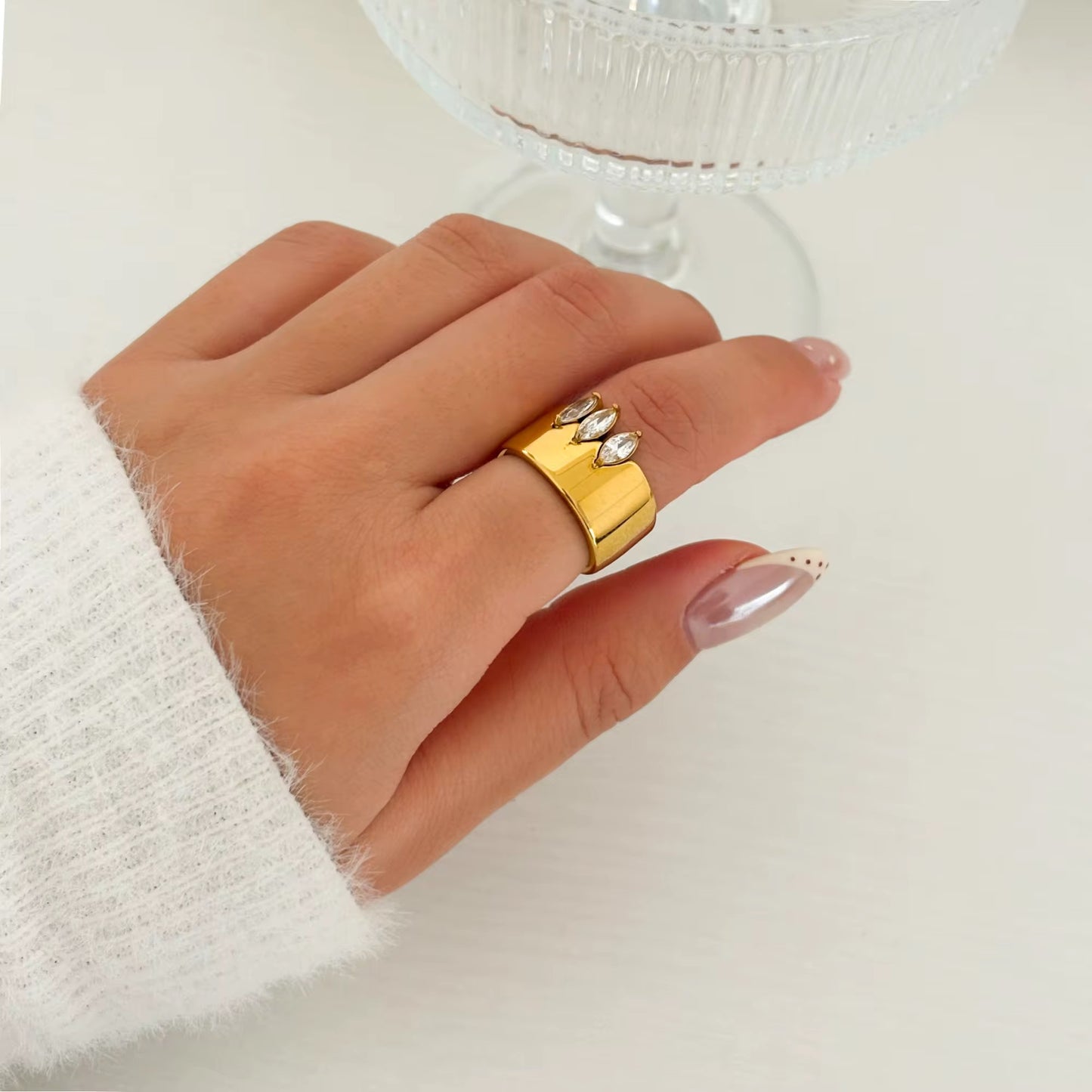 Luxe Marquise Band Ring