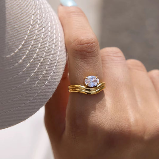 Luna Solitaire Ring