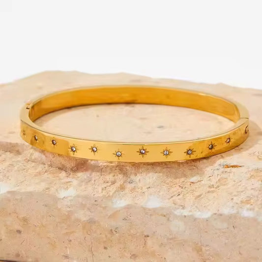 Starburst Minimal Bangle