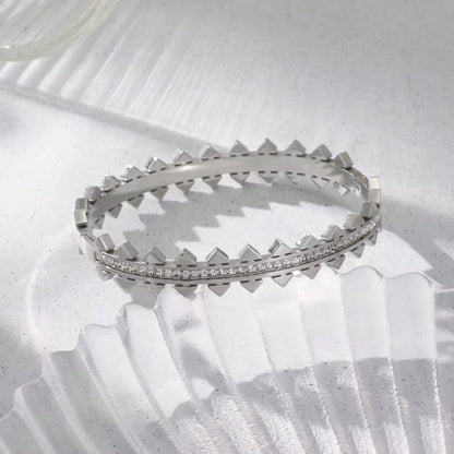 Edge Luxe Spike Bangle