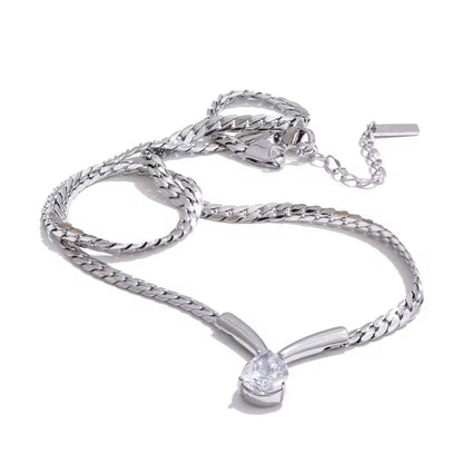 Elegant Teardrop Crystal Pendant Necklace
