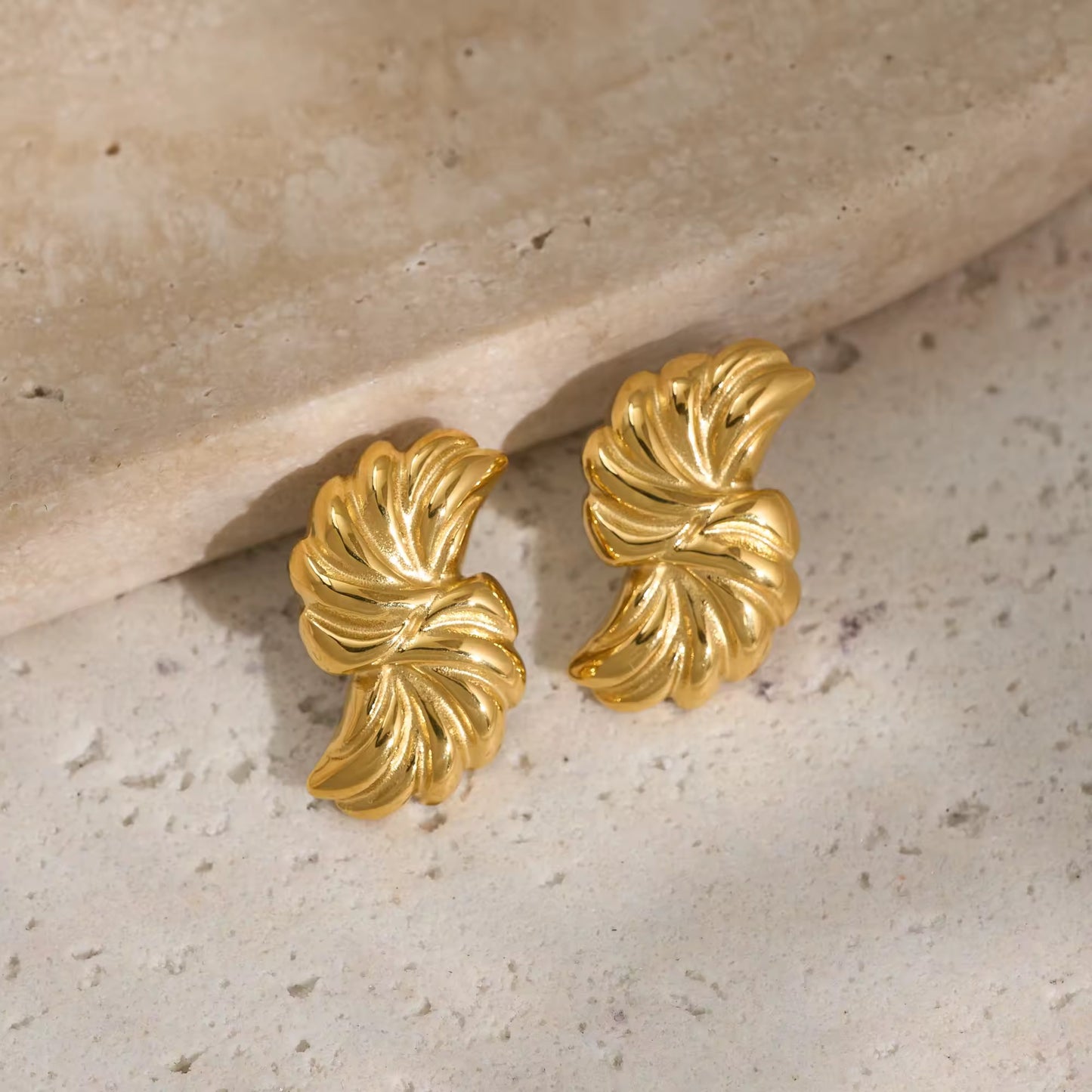 Golden Swirl Sculpt Earrings