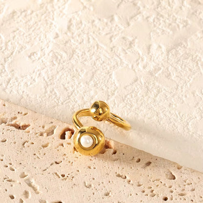 Dual Sphere Pearl Ring