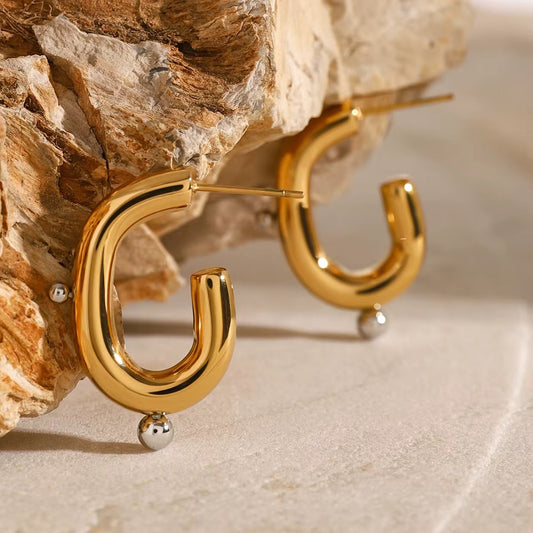 Luna Curve Hoop Earrings