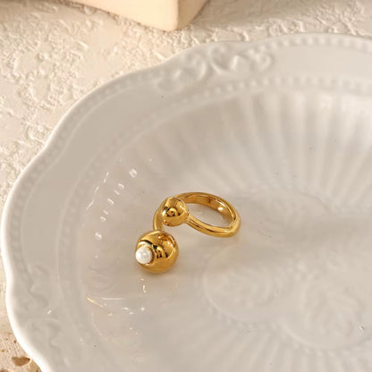 Dual Sphere Pearl Ring