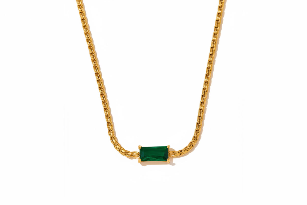 Emerald Glow Pendant Necklace