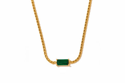 Emerald Glow Pendant Necklace