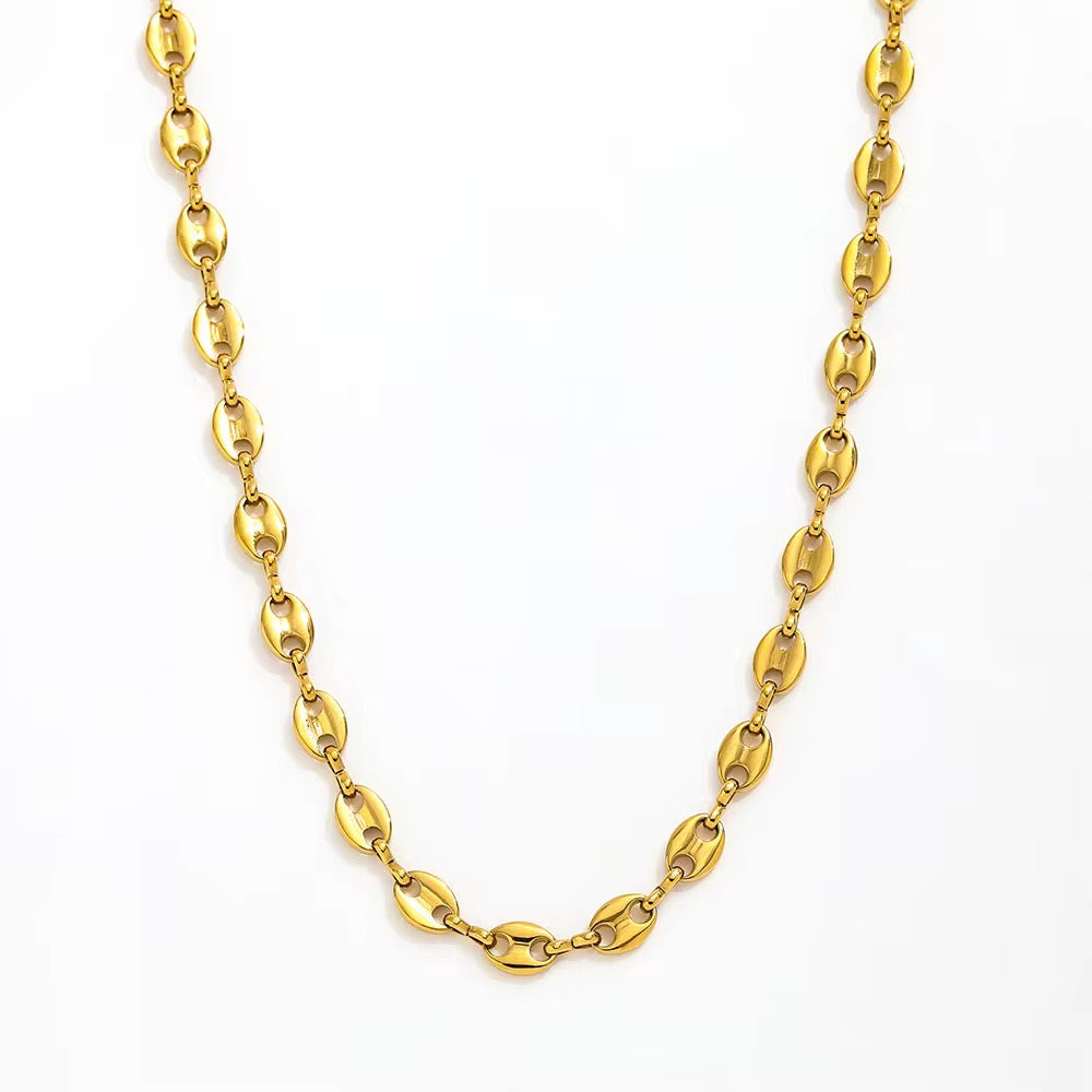 Bold Oval Link Necklace