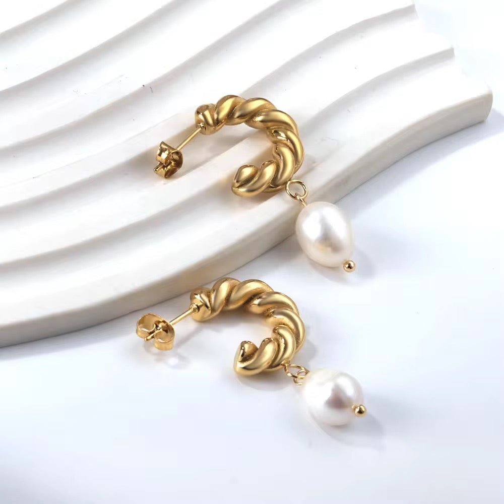 Twisted Pearl C-Hoop Earrings