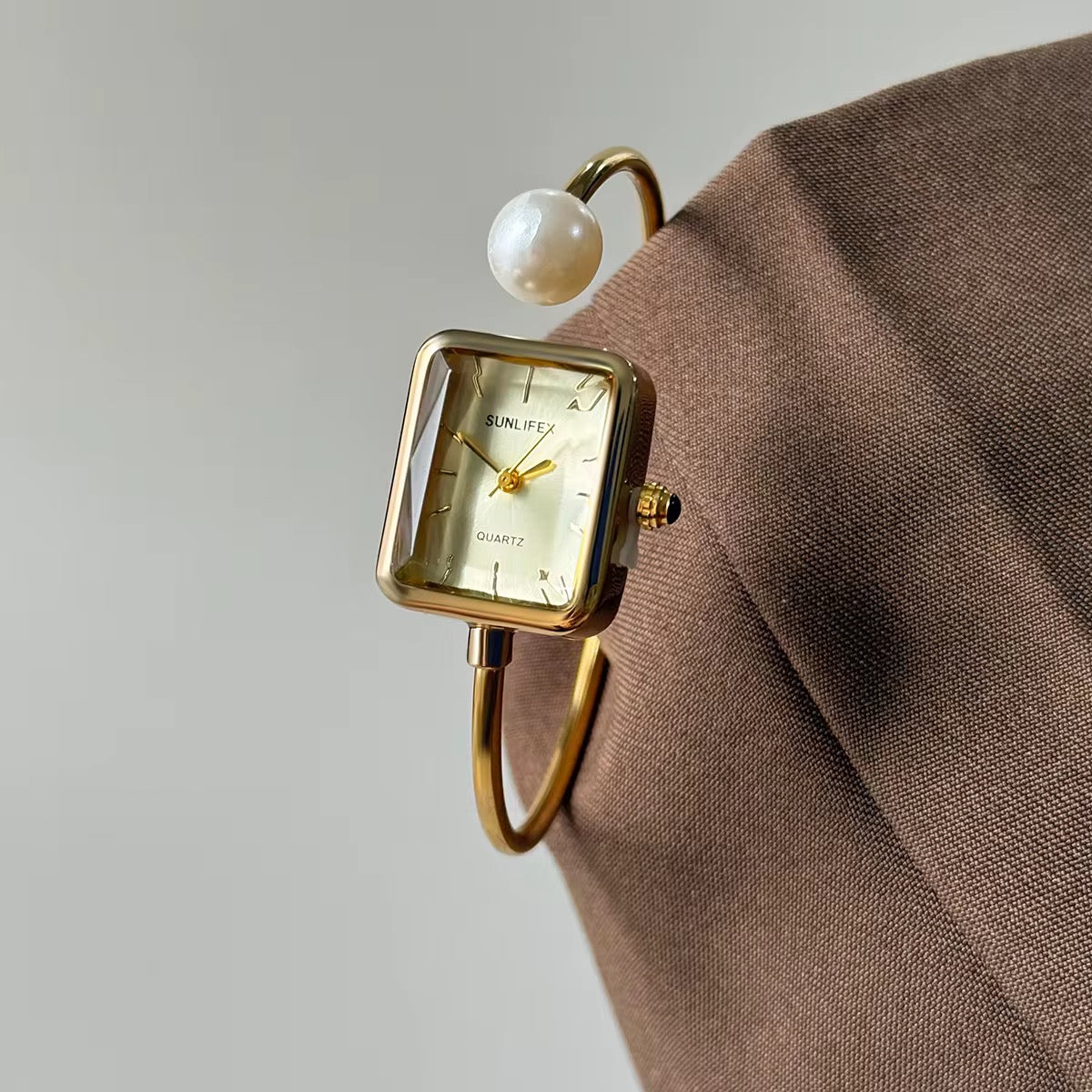 Pearl Glow Cuff Watch