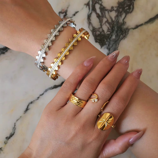 Edge Luxe Spike Bangle