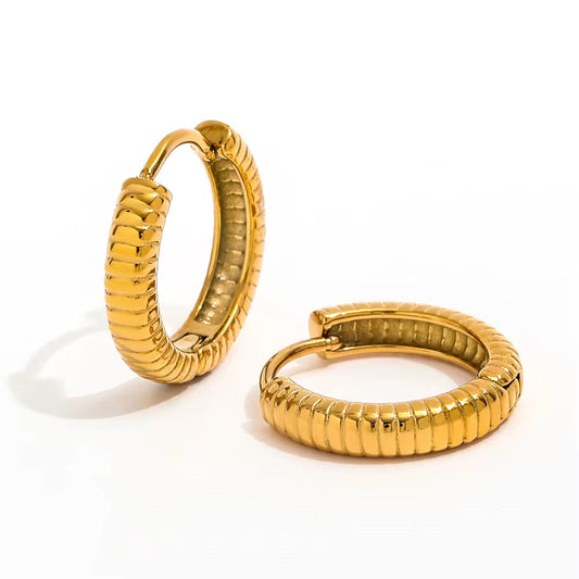 Luxury Waterproof Ribbed Gold Huggie Earrings