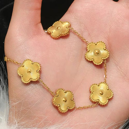 Lucky Clover Gold Bracelet